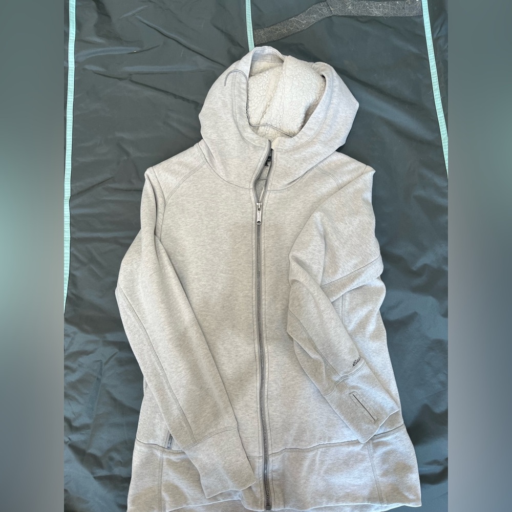 Eddie Bauer Women's Light Gray Hooded Sherpa Zip Up Hoodie